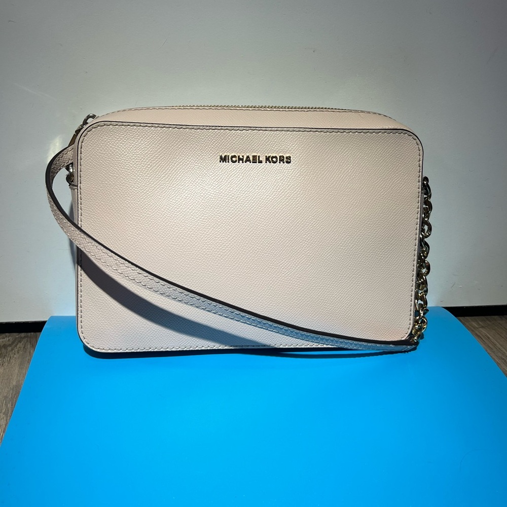 Michael Kors Light Pink Crossbody Bag